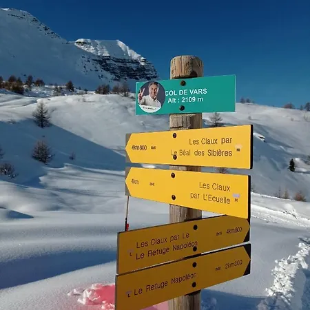 Apartment Le Schuss Montagne En Bas Des Pistes Vars (Hautes-Alpes)